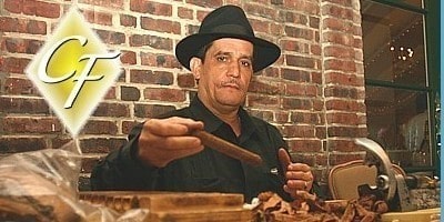 Golf outings and dinners are huge for cigar rollers in Connecticut Cigar roller at Connecticut golf dinner